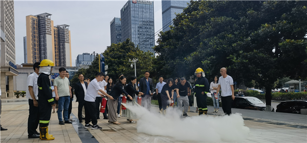 2023-6-29  貴州陽光產(chǎn)權(quán)交易所有限公司召開安全生產(chǎn)專題會暨“安康杯”知識競答、消防安全火災(zāi)疏散逃生演練活動(dòng)圖片4.png