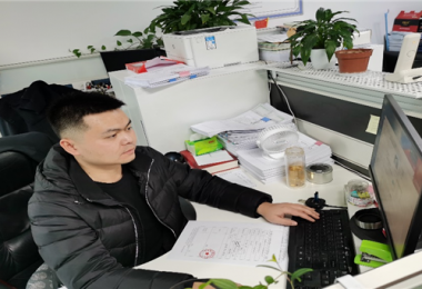 表彰先進，宣揚典型——貴州陽光產(chǎn)權(quán)交易所有限公司王得天同志被中共貴陽市委評為“愛國擁軍先進個人”