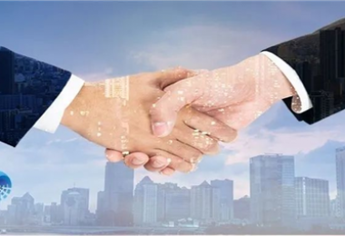 貴州陽(yáng)光產(chǎn)權(quán)交易所有限公司與貴陽(yáng)市大數(shù)據(jù)產(chǎn)業(yè)有限公司再次簽署戰(zhàn)略合作框架協(xié)議