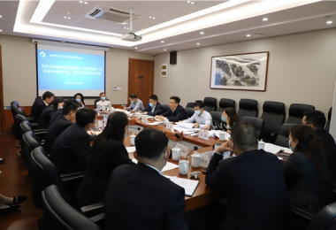 貴州省地方金融監(jiān)督管理局黨組成員、副局長郭盛一行到貴州陽光產(chǎn)權、貴州環(huán)交所調(diào)研座談并宣講貴州省第十三次黨代會精神